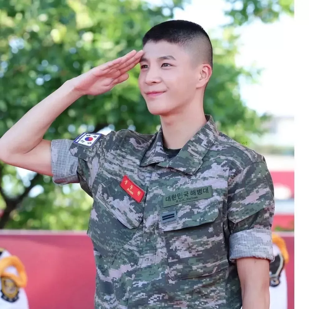 Latest photo of Jeong Dongwon