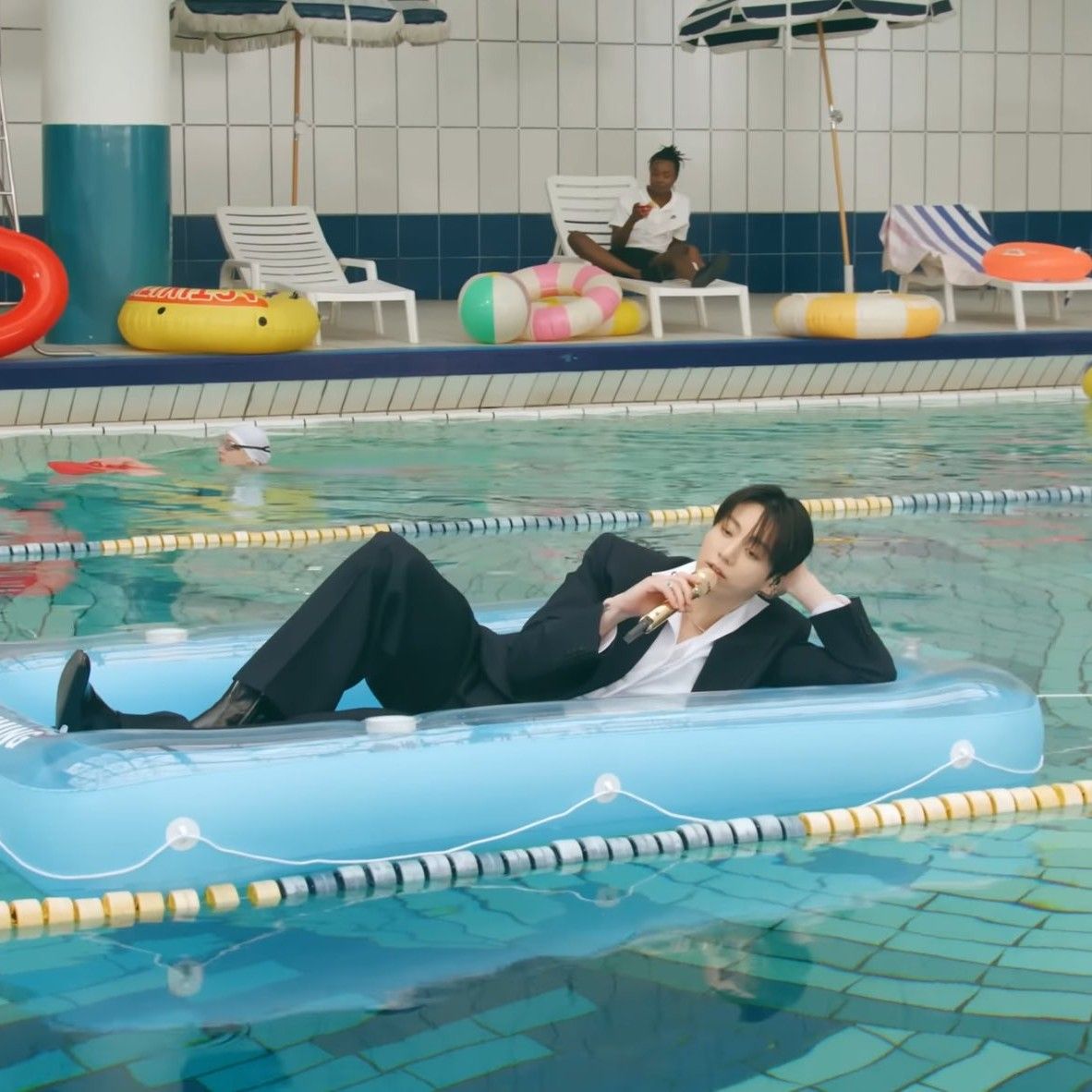 Recent activity shot of Kim Taehyung (V)