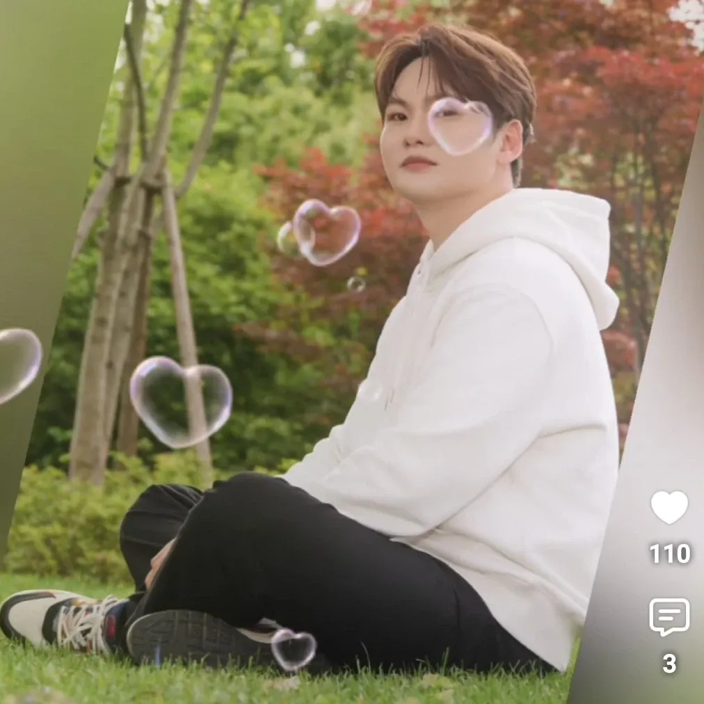 Momen yang diabadikan oleh penggemar Park Seojin