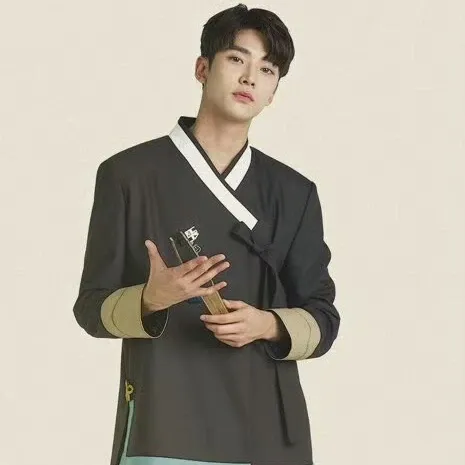 Momen yang diabadikan oleh penggemar Rowoon