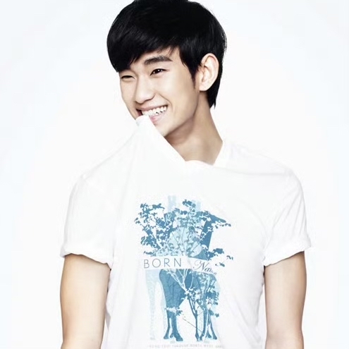 A moment captured by a fan of Kim Soohyun