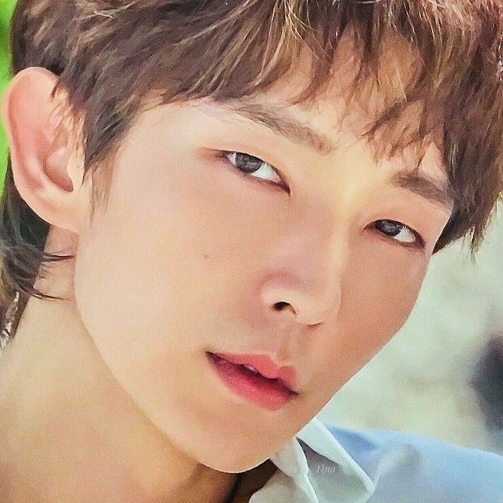 Recent activity shot of Lee Joongi