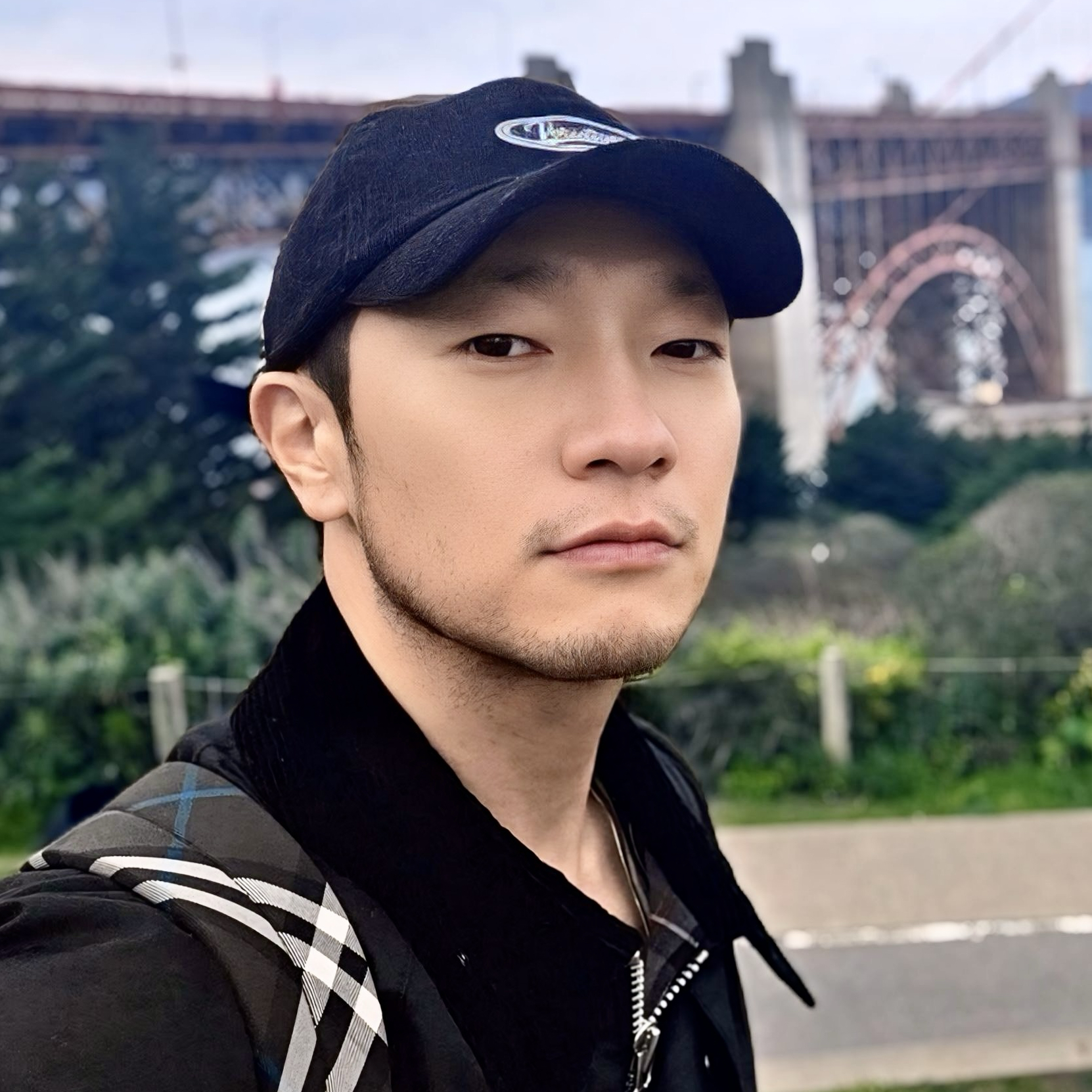 A moment captured by a fan of Son Seokkoo