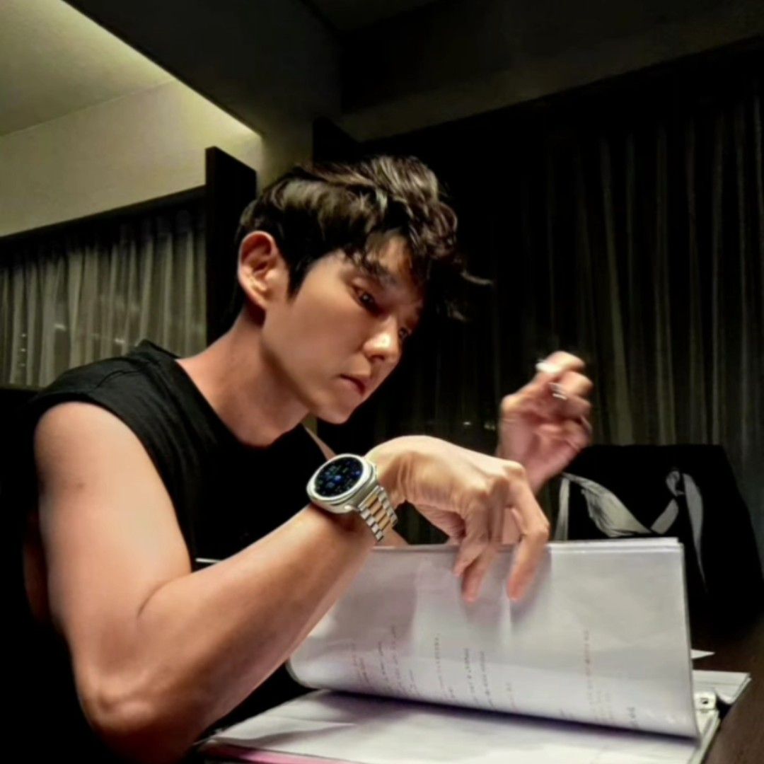 Recent activity shot of Lee Joongi