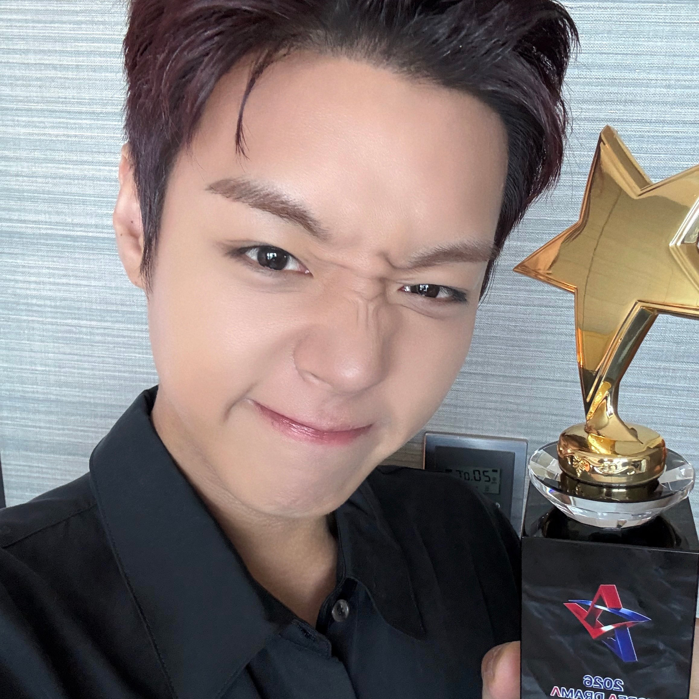 Foto terbaru dari Park Jihoon
