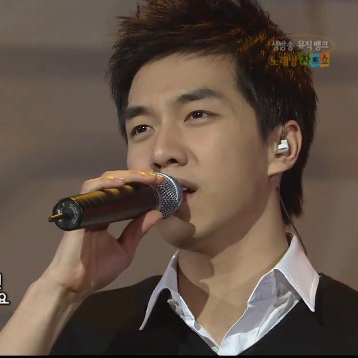 Foto kegiatan terbaru dari Lee Seunggi