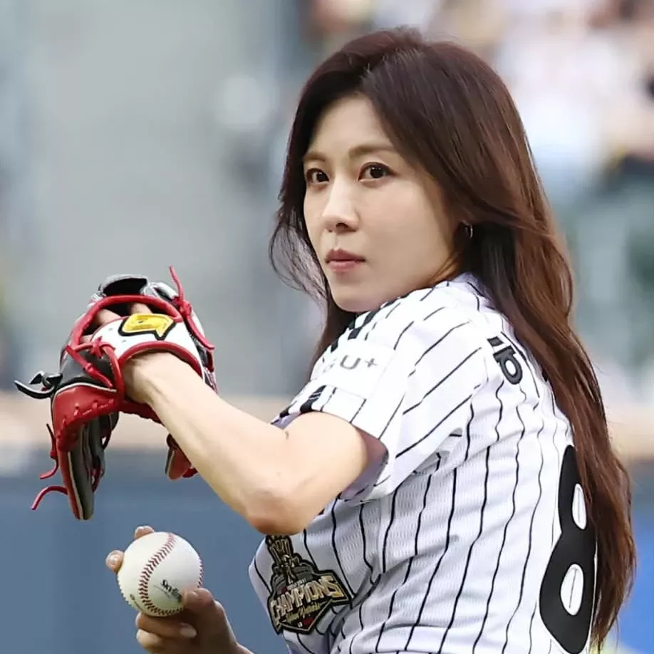 A moment captured by a fan of Ha Jiwon