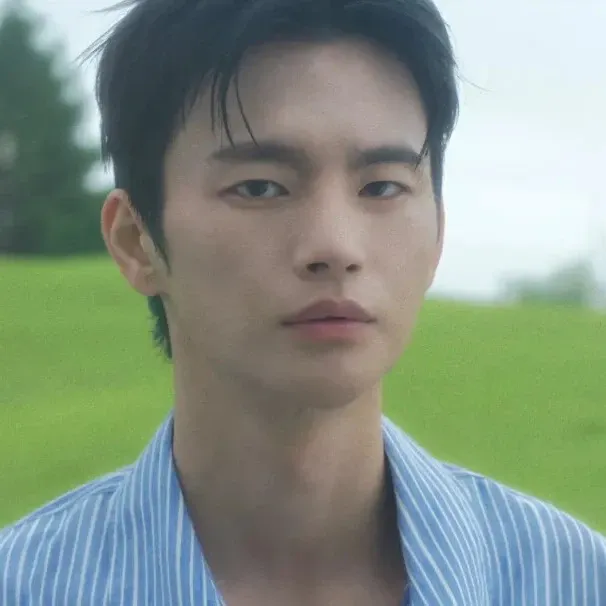 Recent activity shot of Seo Inguk