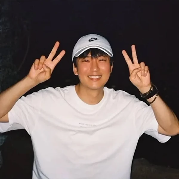 Popular profile image of Kim Namgil selected by vote