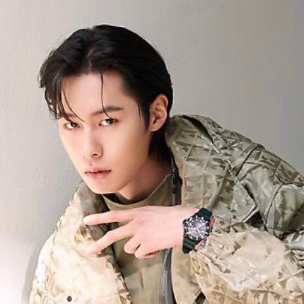 Latest photo of Lee Jaewook