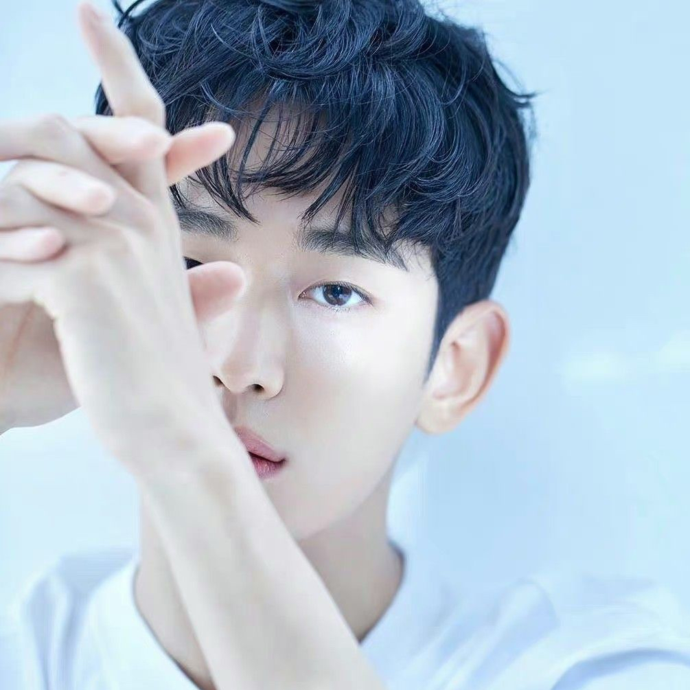 Latest photo of Kim Soohyun