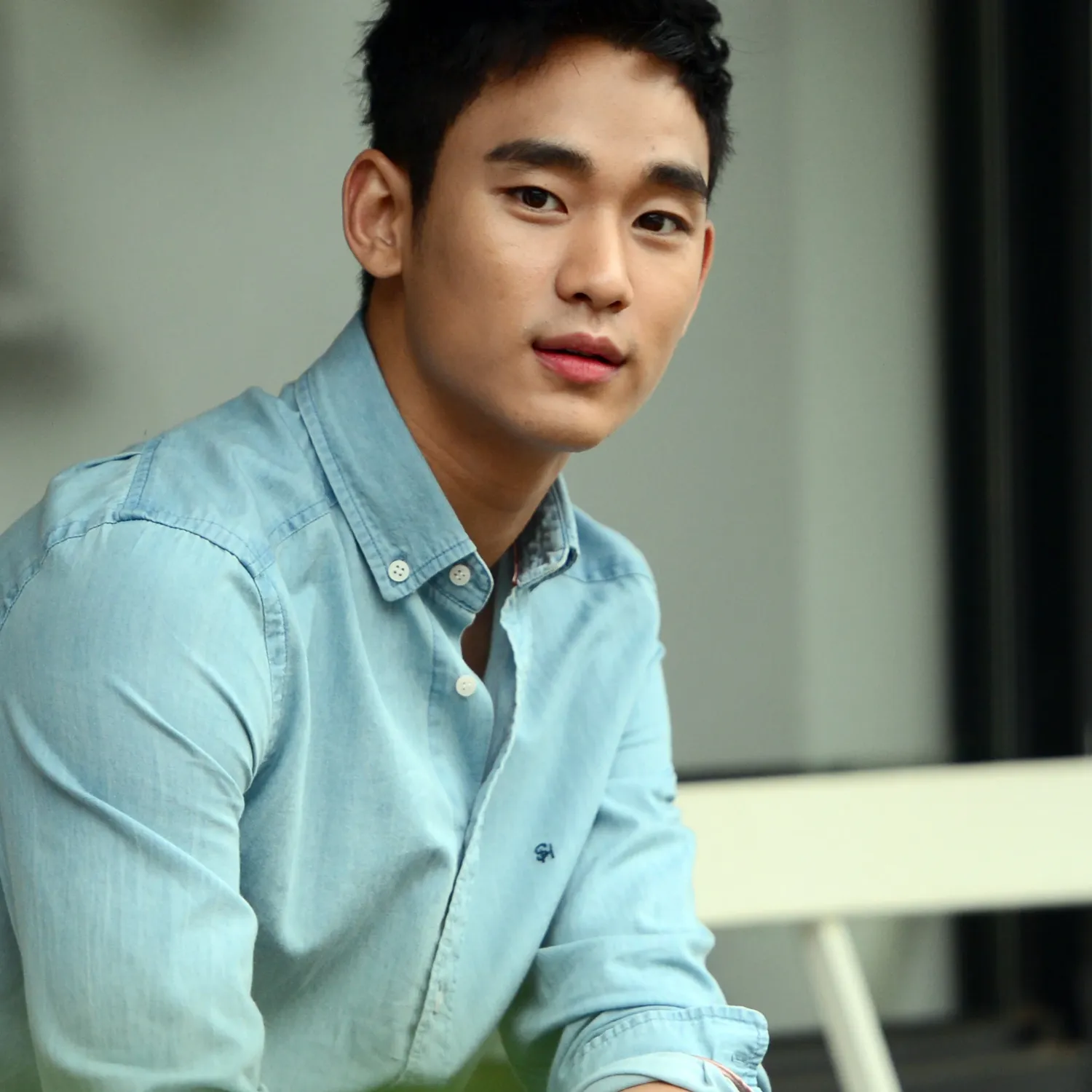 Behind-the-scenes cut of Kim Soohyun
