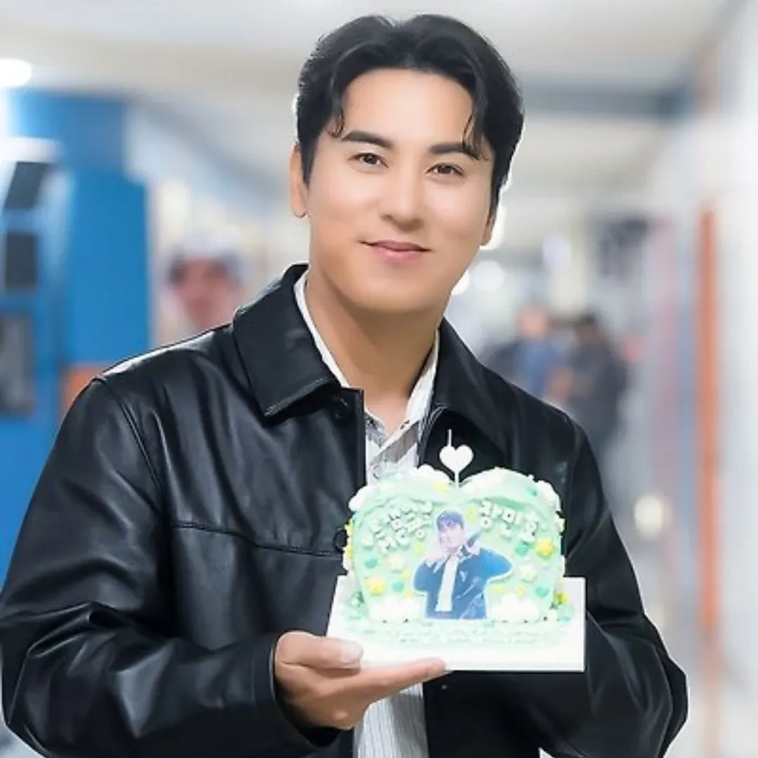 Foto kegiatan terbaru dari Jang Minho