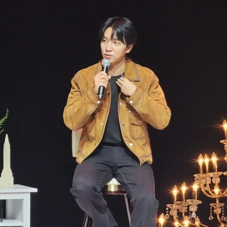 Foto kegiatan terbaru dari Lee Seunggi