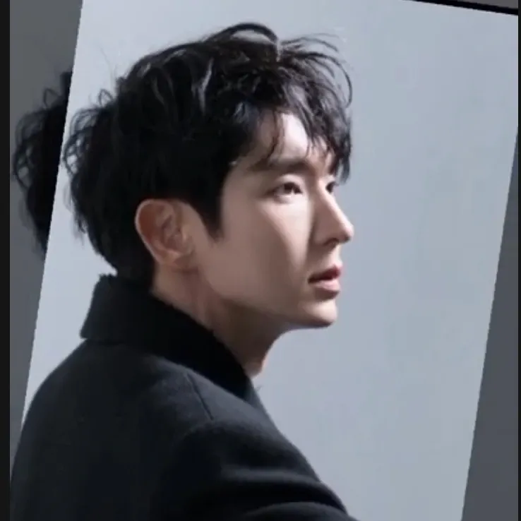 이준기 최근 활동샷