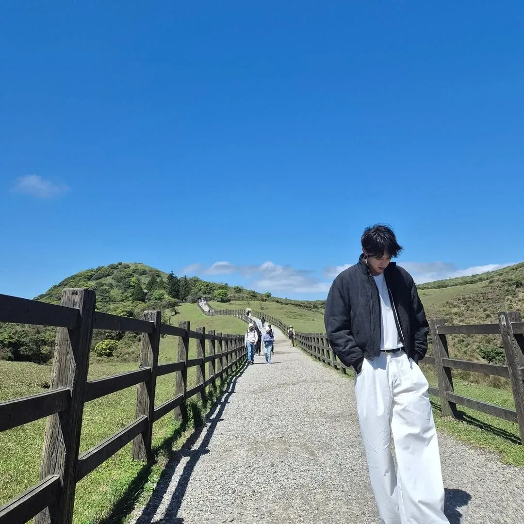 Recent activity shot of Lee Joongi