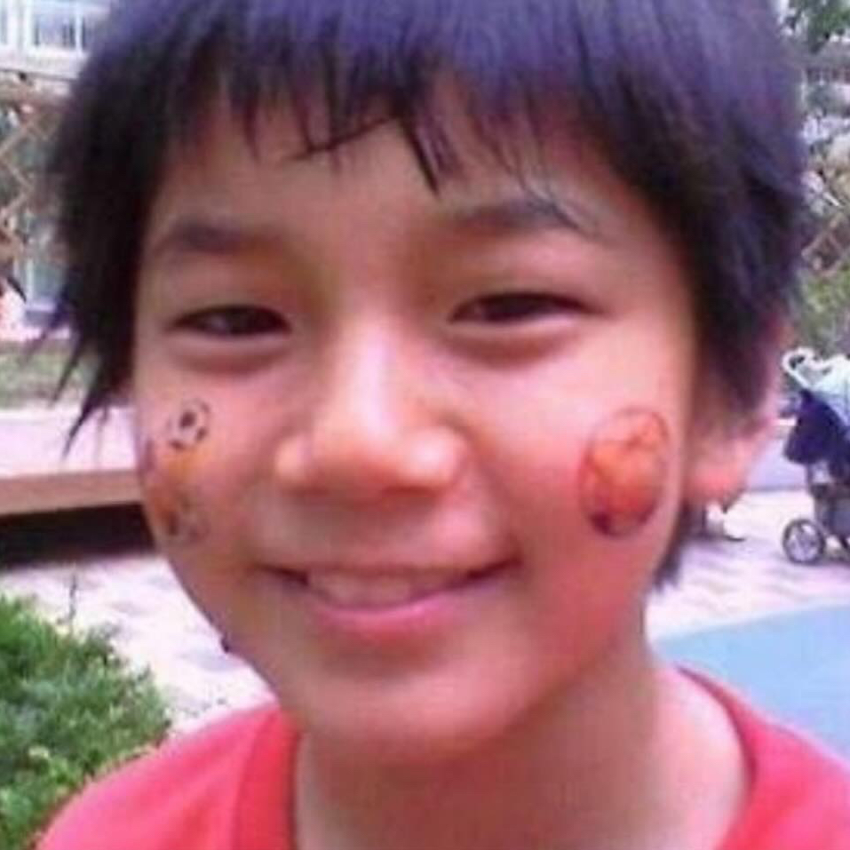 邕圣祐的最新照片