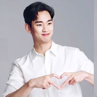 Recent activity shot of Kim Soohyun