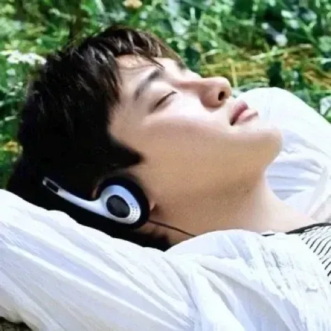 Momen yang diabadikan oleh penggemar Doh Kyungsoo (D.O.)