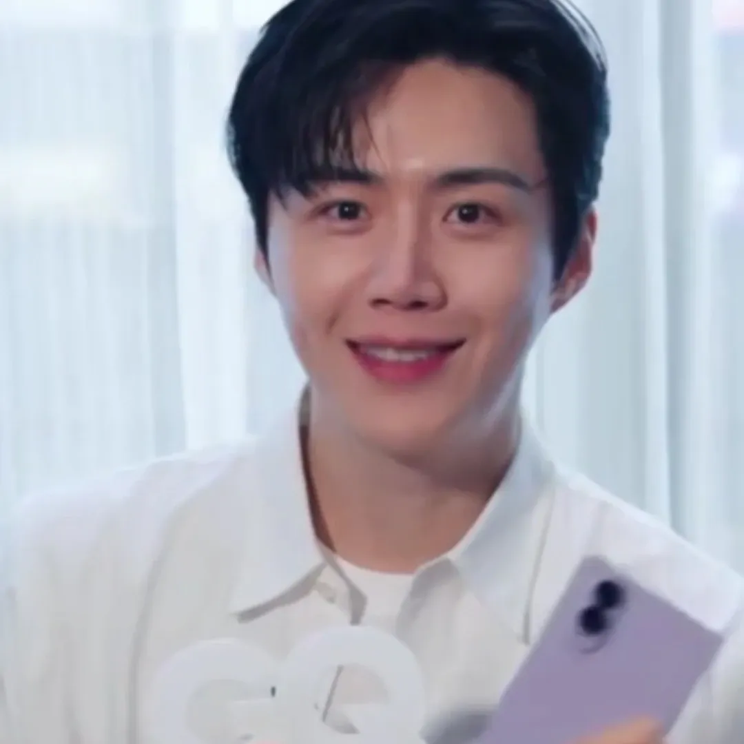 A moment captured by a fan of Kim Seonho