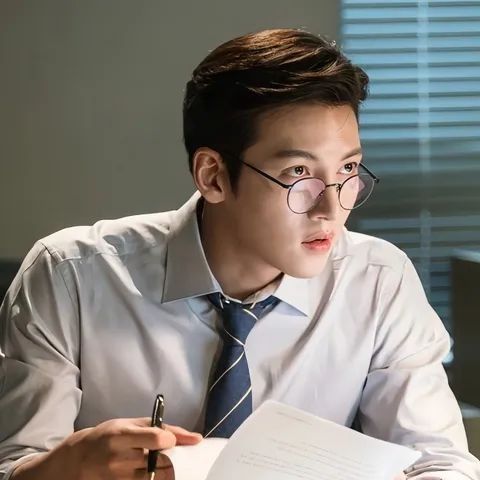 지창욱의 최신 사진