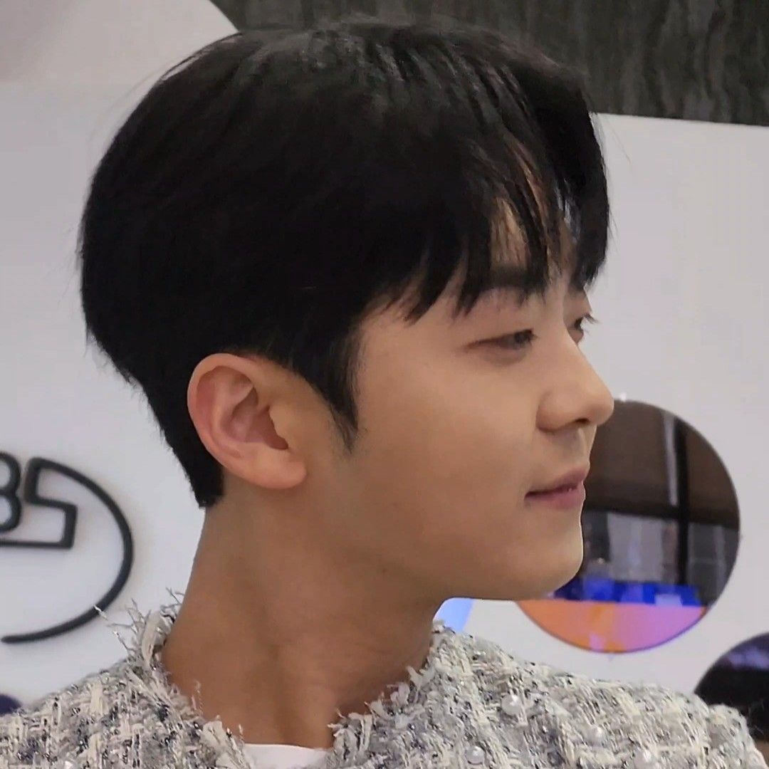 Latest photo of Park Minsu