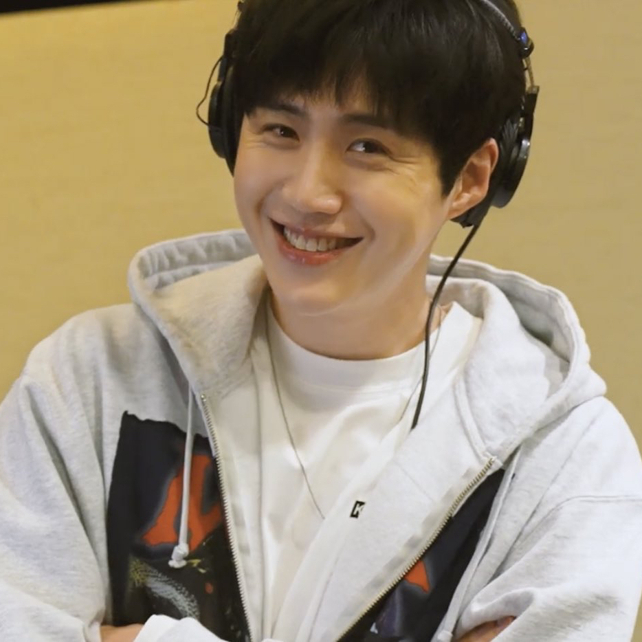 金宣虎的最新照片