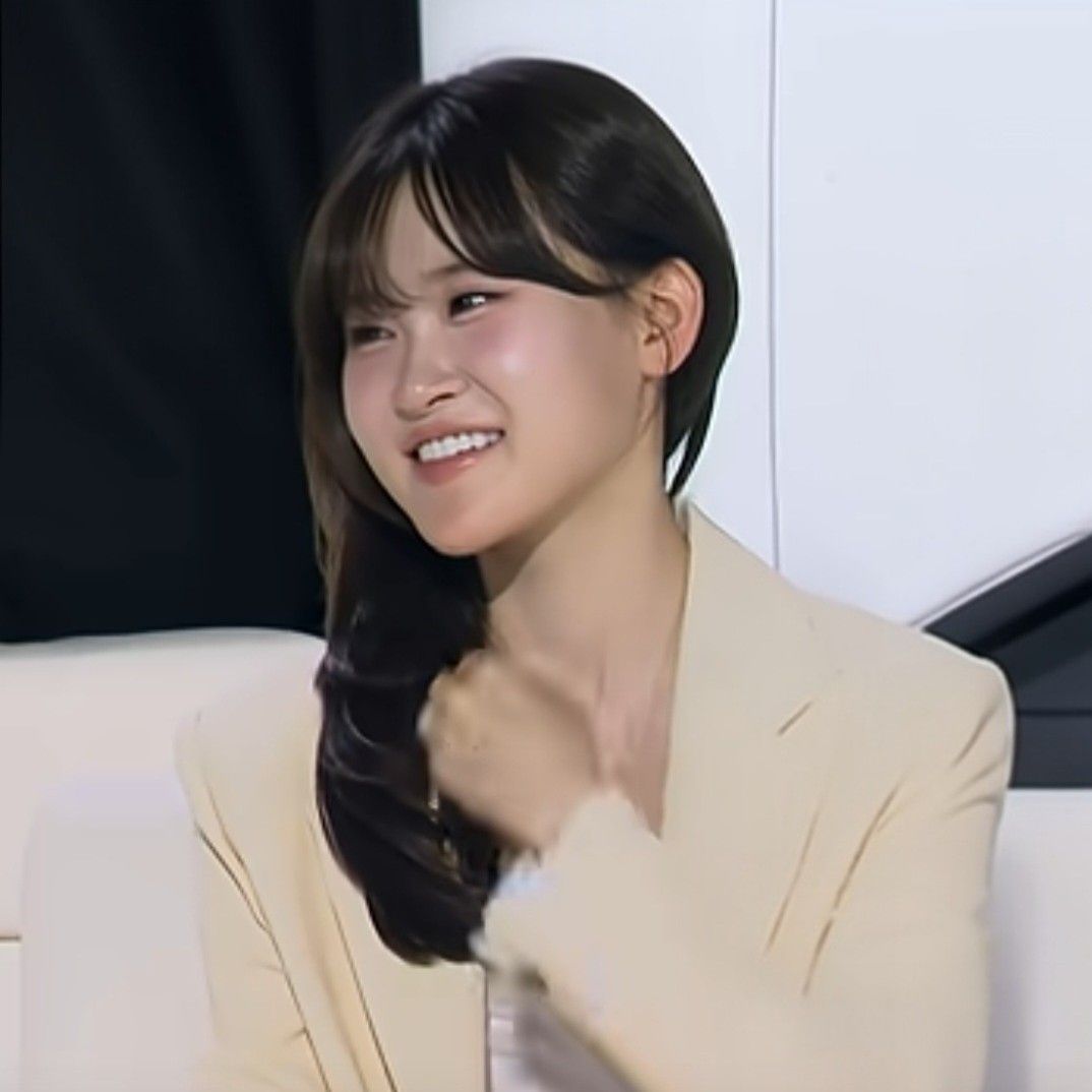 キム・ダヒョンの最近の活動ショット