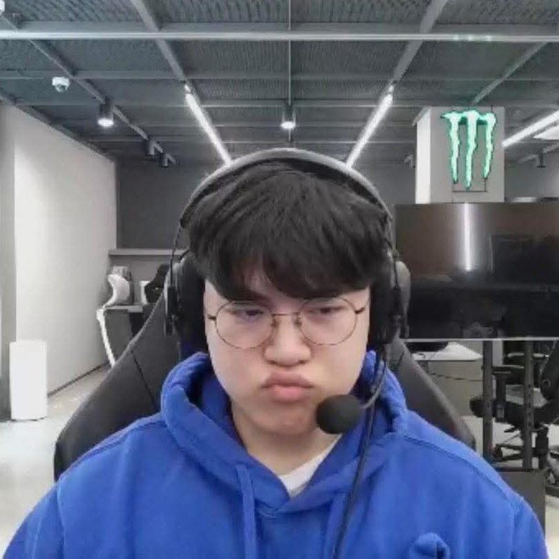 Recent activity shot of Gumayusi