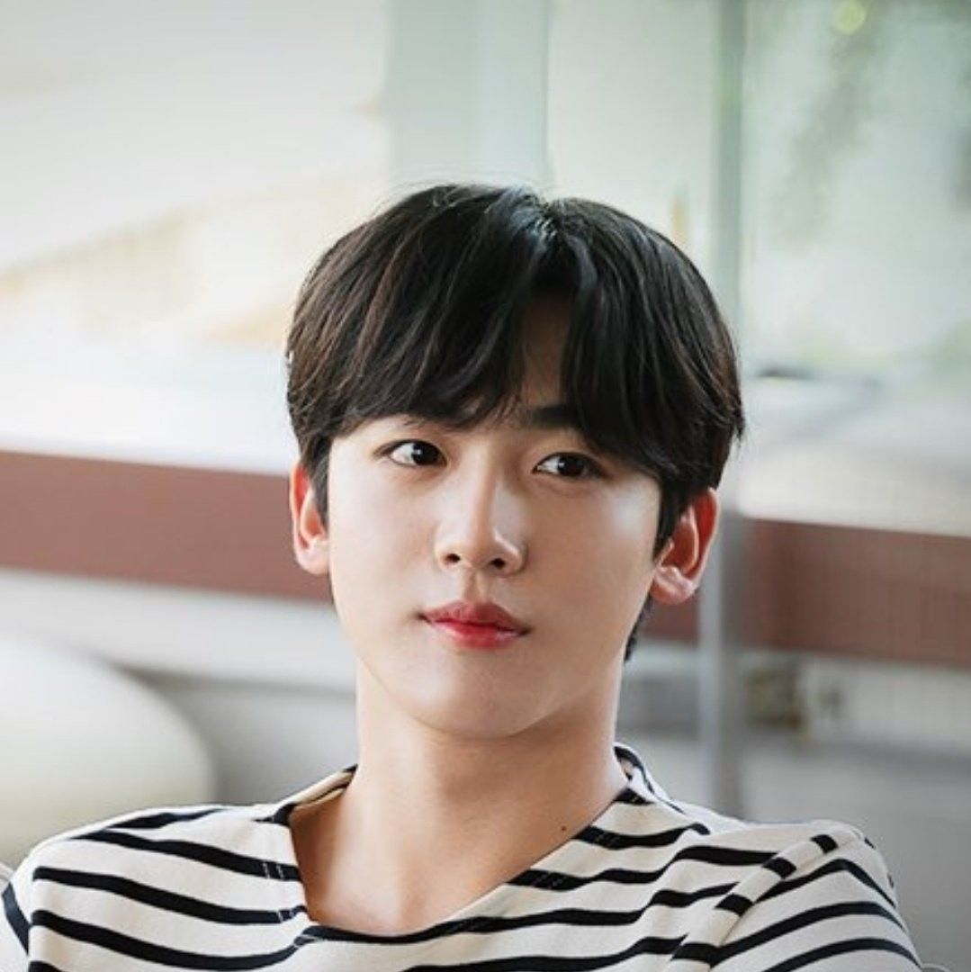 Recent activity shot of Kim Yohan