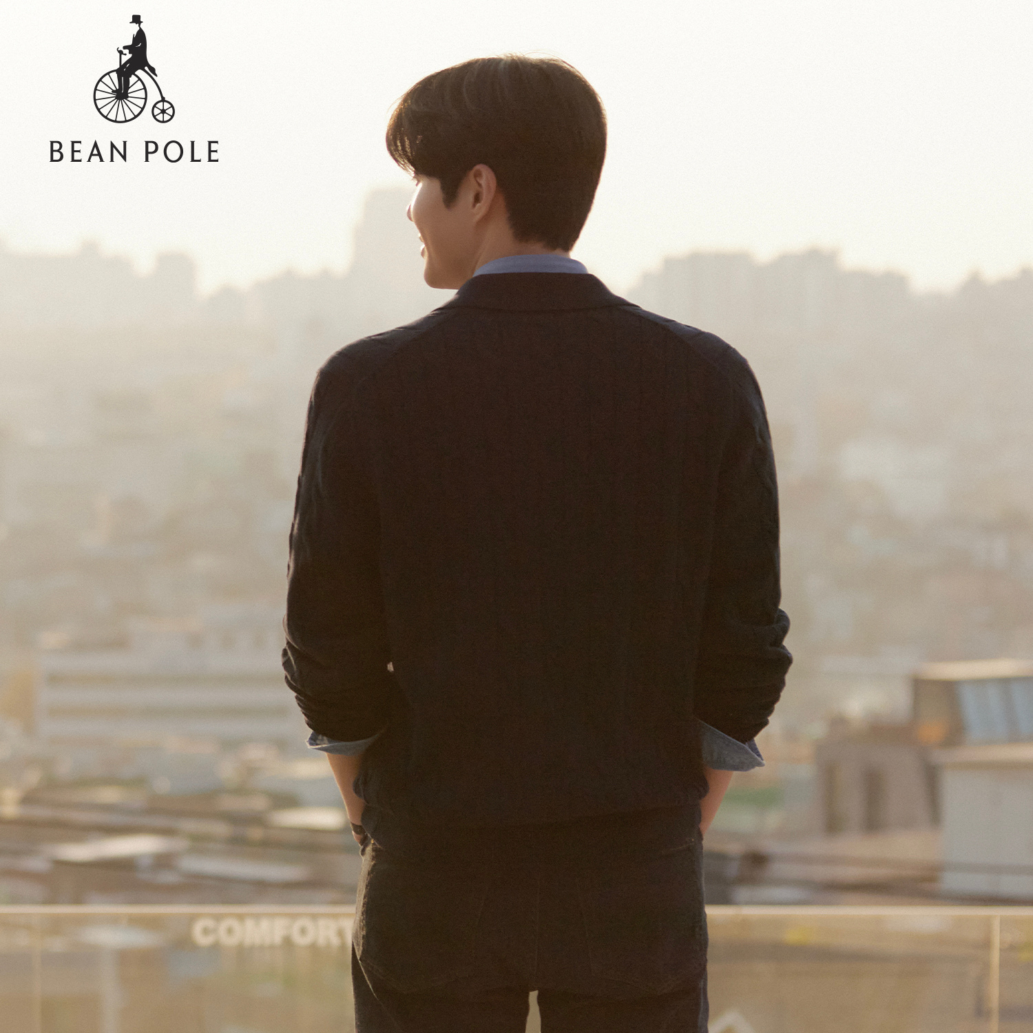 Behind-the-scenes cut of Kim Seonho