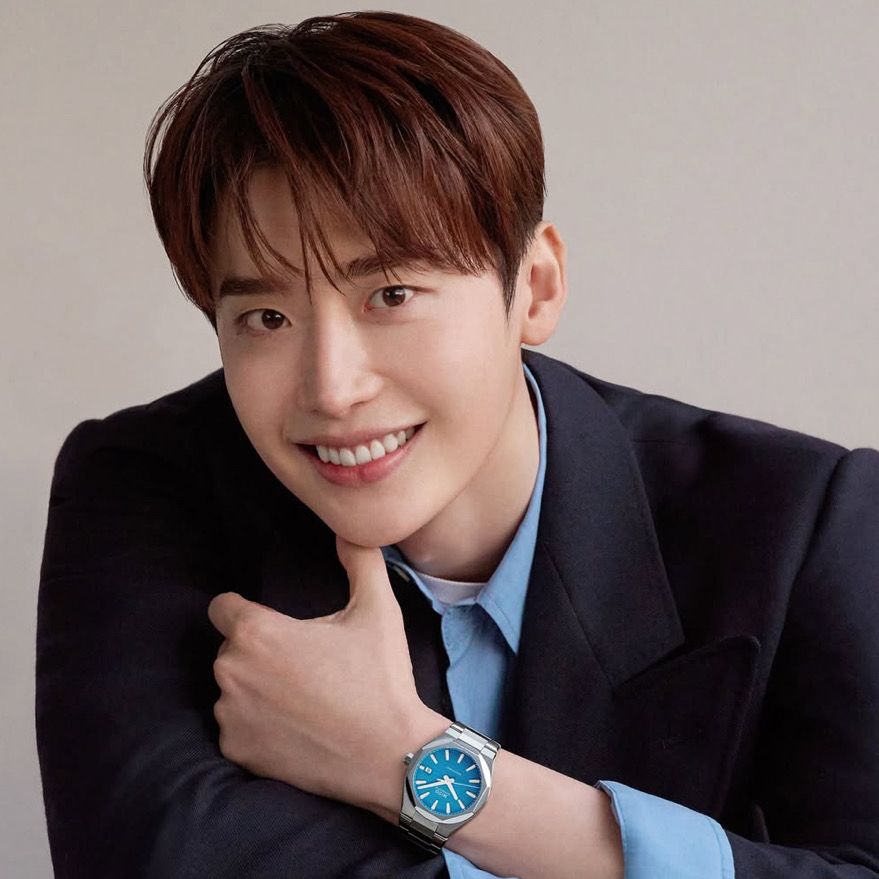 Latest photo of Lee Jongsuk