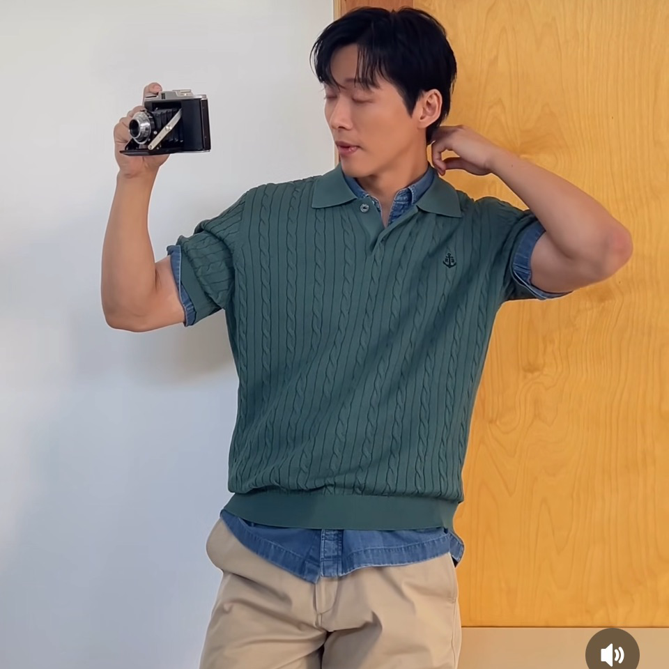 A moment captured by a fan of Namkoong Min