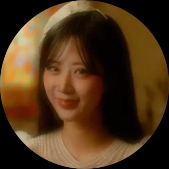 Momen yang diabadikan oleh penggemar Kang Hyeyeon