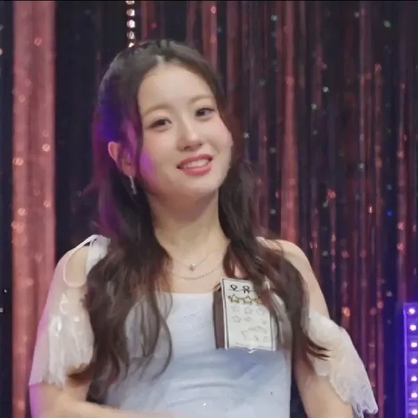 Behind-the-scenes cut of Oh Yujin