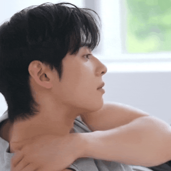 Recent activity shot of Cha Eunwoo