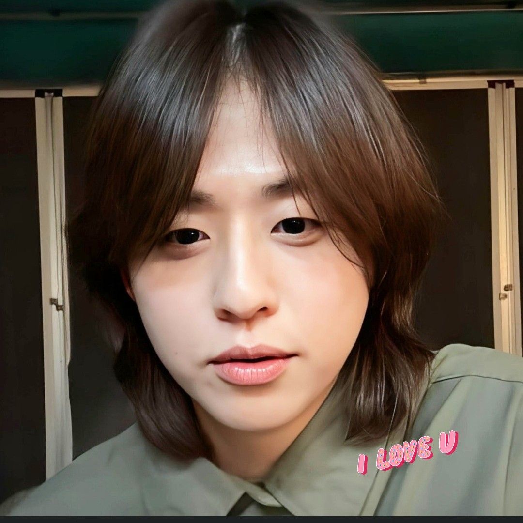 Behind-the-scenes cut of Lee Solomon