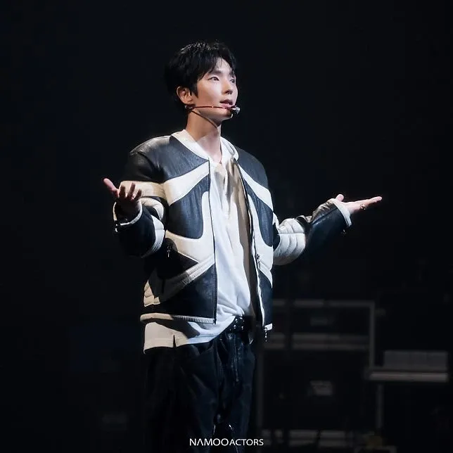 Momen yang diabadikan oleh penggemar Lee Joongi