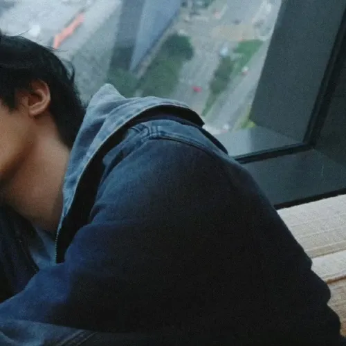 Recent activity shot of Song WeiLong