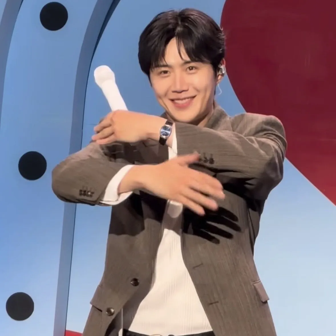 김선호 최근 활동샷
