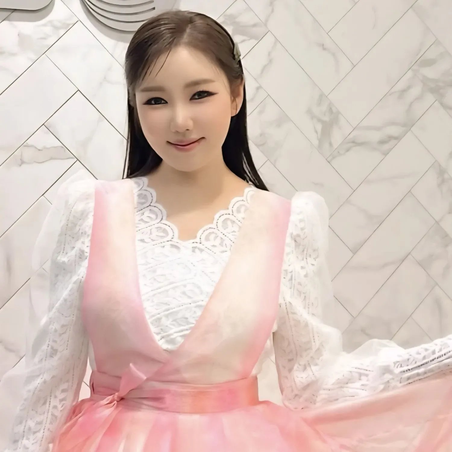 宋歌人的近期活动照