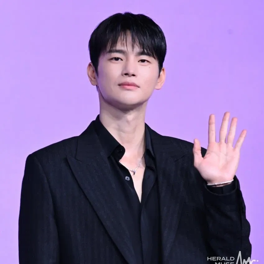 Foto terbaru dari Seo Inguk