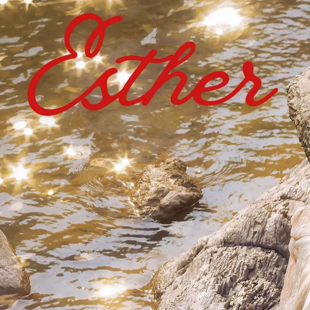 Behind-the-scenes cut of Esther Yu