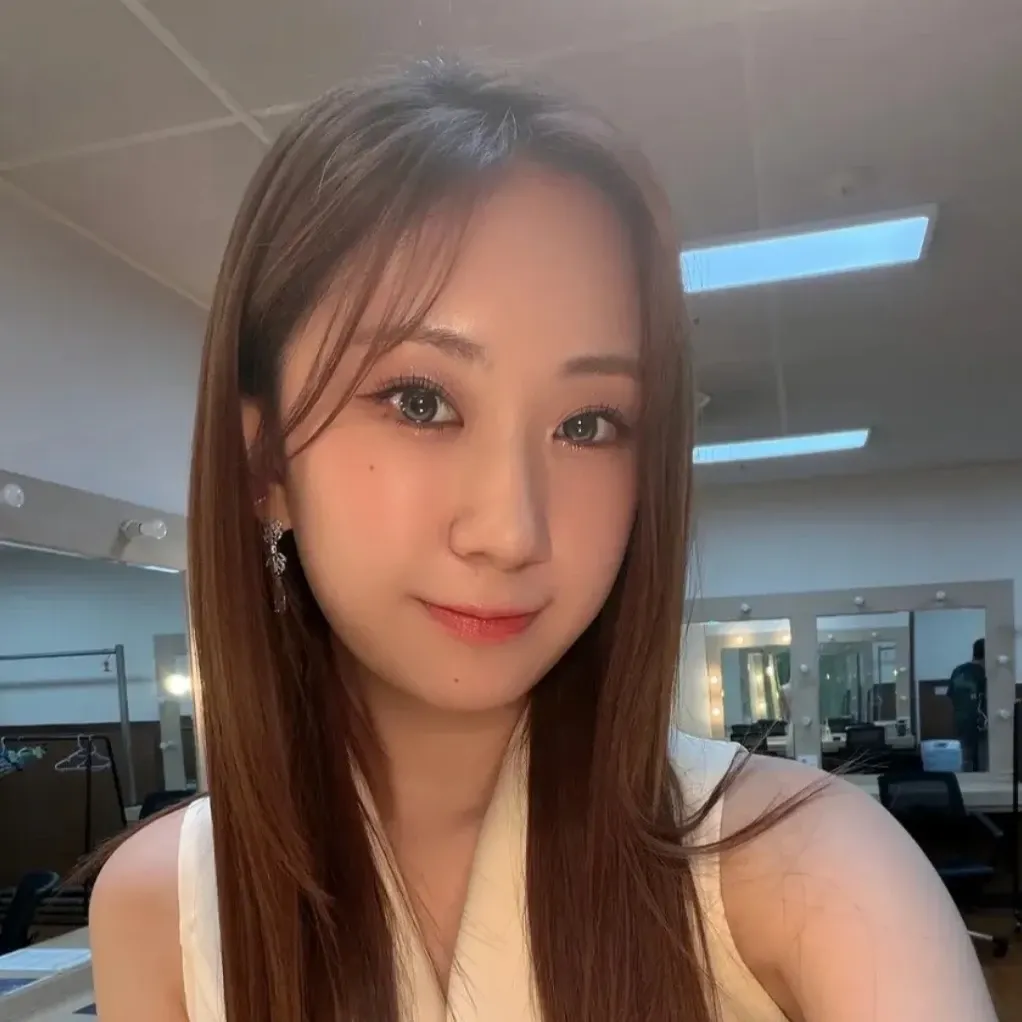 Foto kegiatan terbaru dari Jeon Yujin