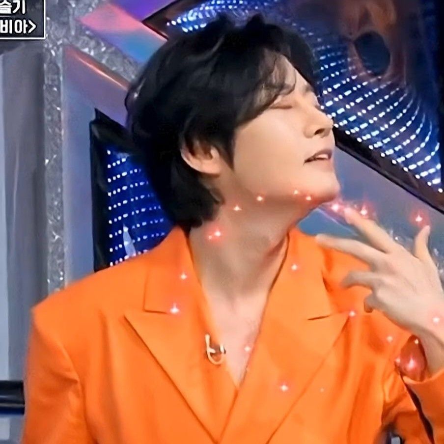 A moment captured by a fan of Kang Moonkyung