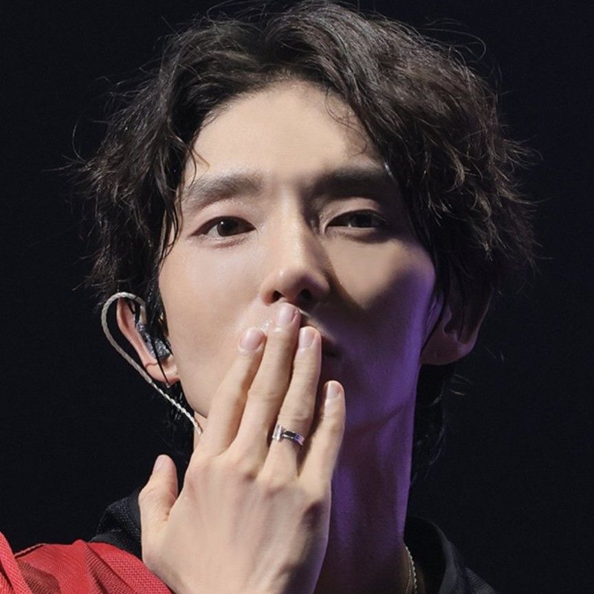 Behind-the-scenes cut of Lee Joongi