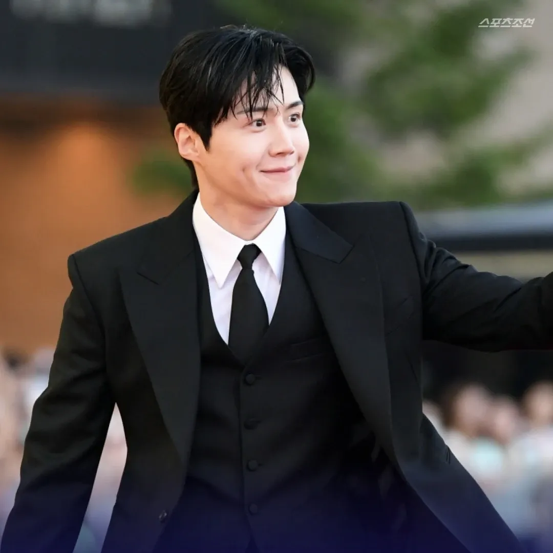 Foto kegiatan terbaru dari Kim Seonho