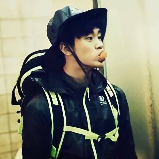 Recent activity shot of Kim Soohyun