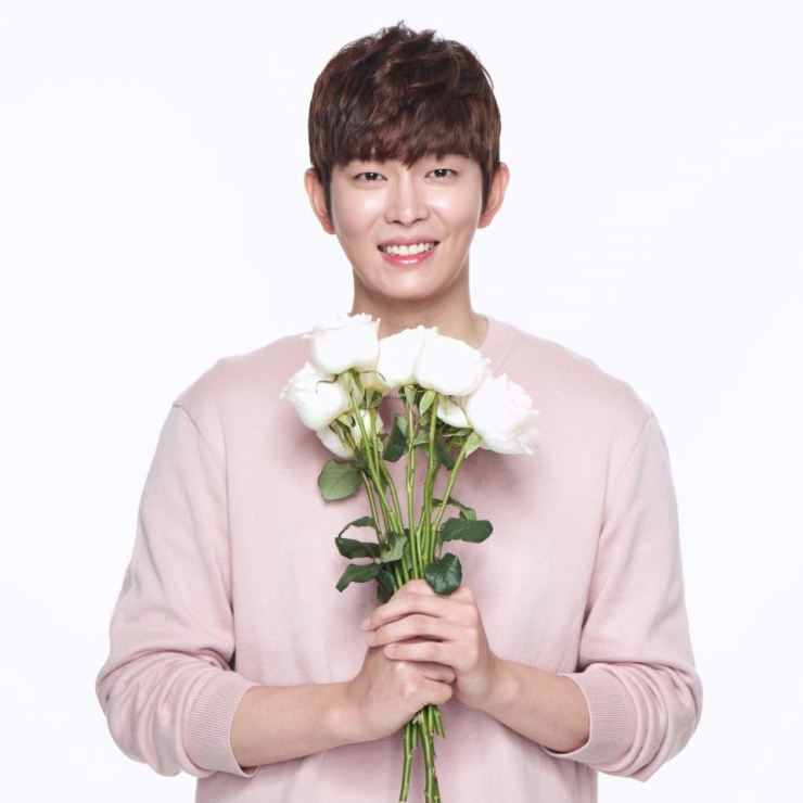 Recent activity shot of Yoon Kyunsang