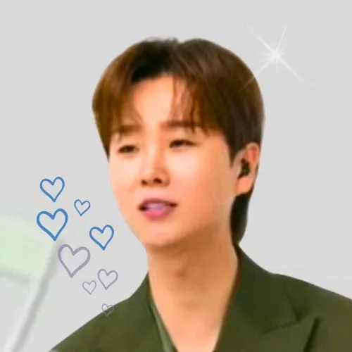 A moment captured by a fan of Song Minjun